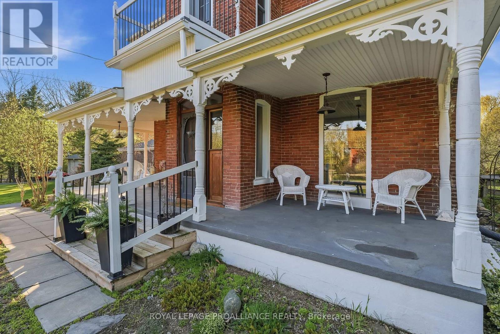 16366 Highway 2 Road, Quinte West, Ontario  K8V 5P7 - Photo 4 - X13098948