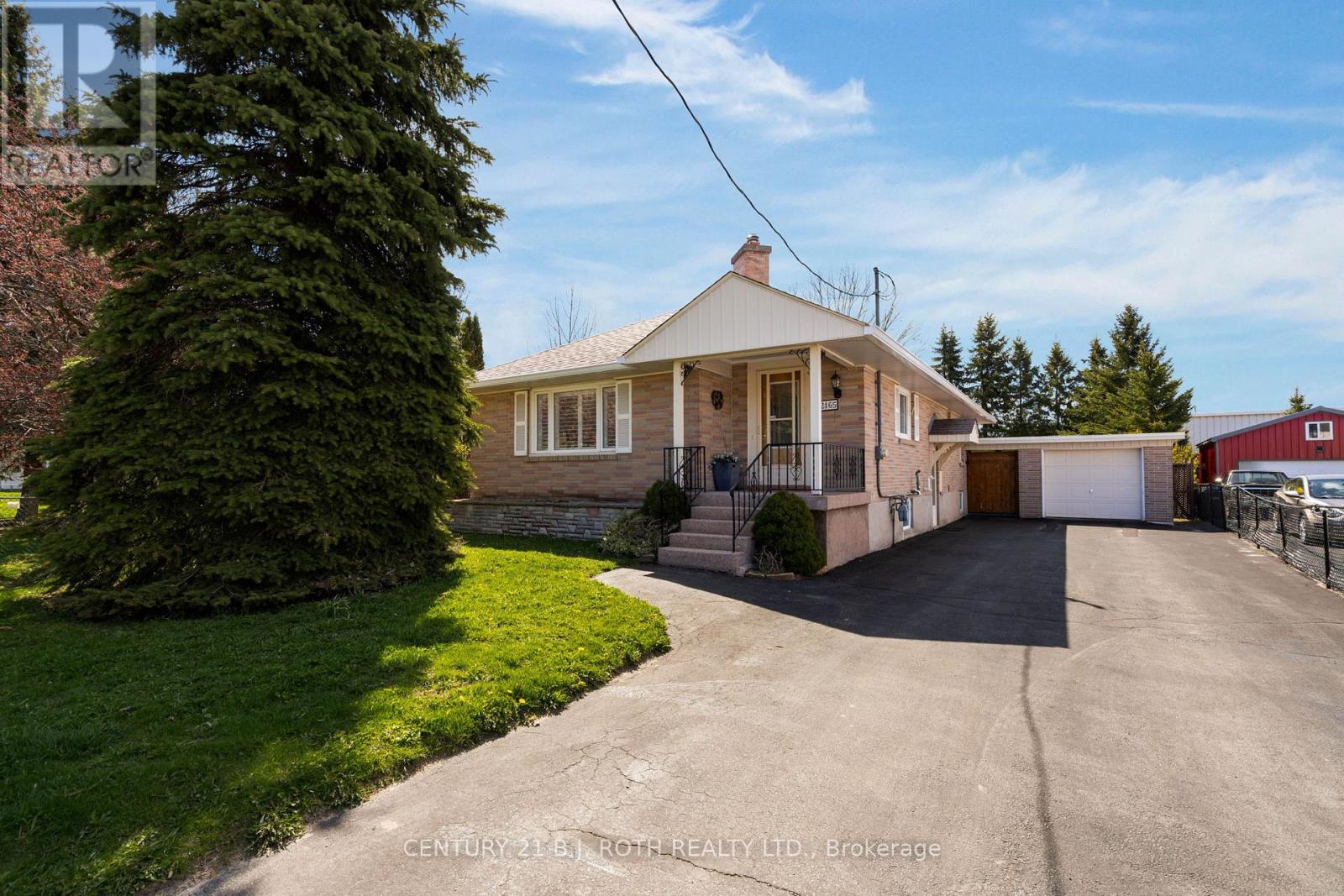 2165 VICTORIA STREET, Innisfil, Ontario