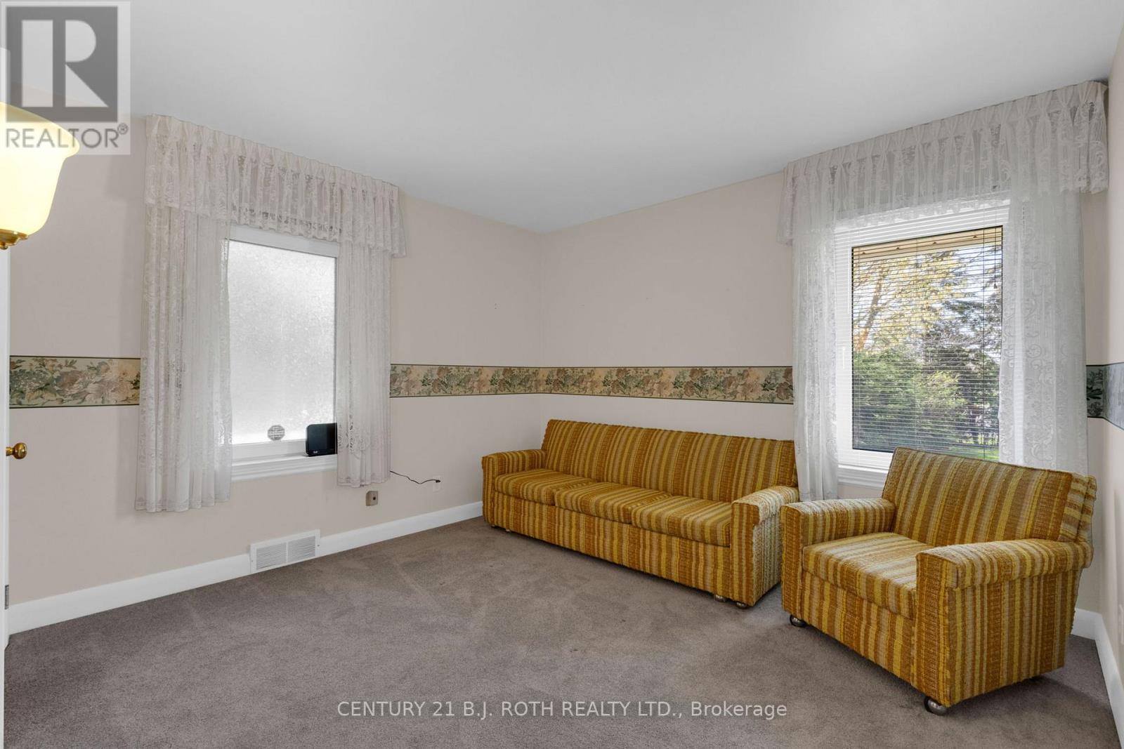 2165 Victoria Street, Innisfil, Ontario  L9S 1J7 - Photo 15 - N13110656