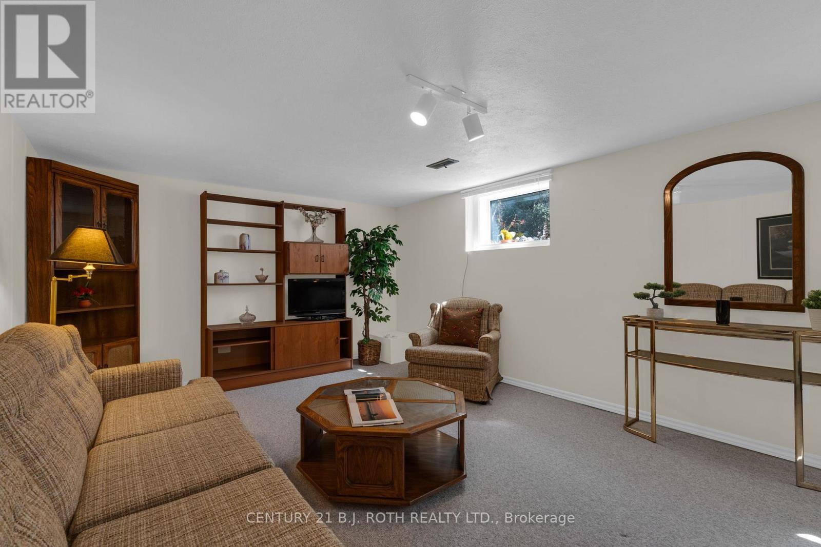 2165 Victoria Street, Innisfil, Ontario  L9S 1J7 - Photo 21 - N13110656