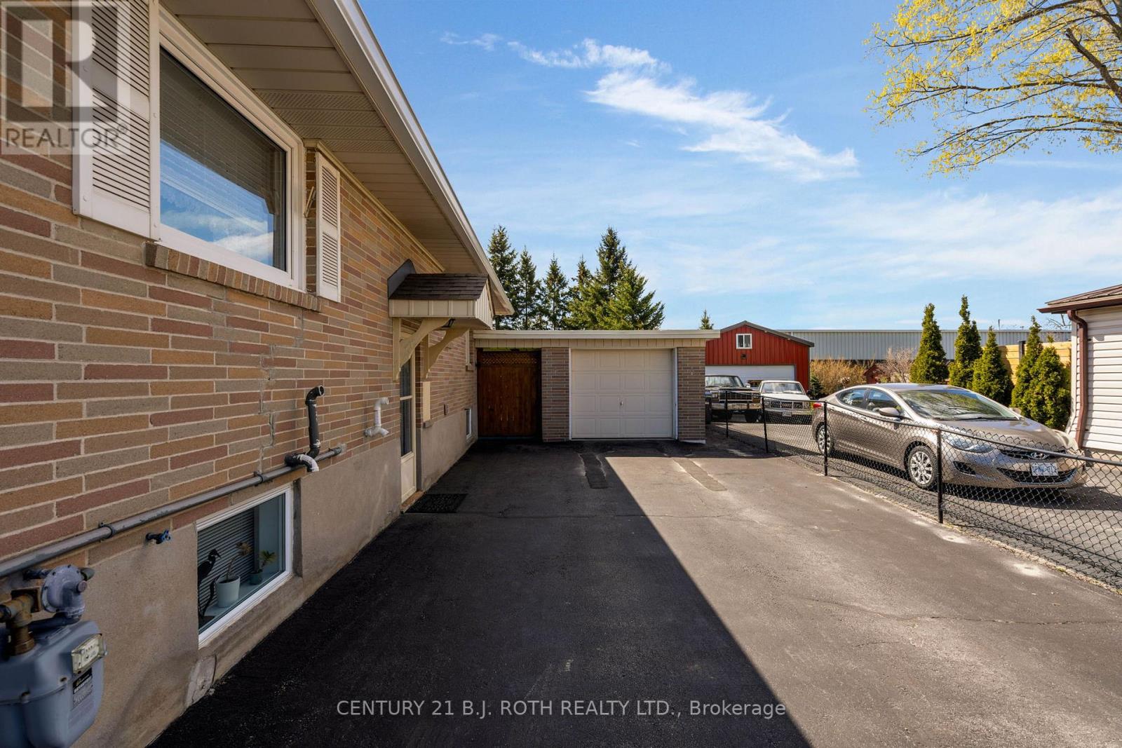 2165 Victoria Street, Innisfil, Ontario  L9S 1J7 - Photo 28 - N13110656
