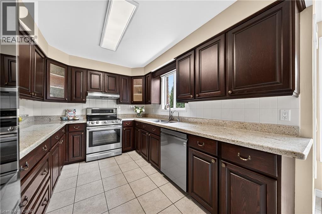 40 Old Maple Lane, Kitchener, Ontario  N2N 2L2 - Photo 12 - 40829036