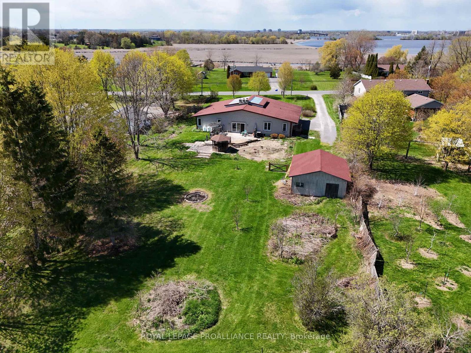 138 Massassauga Road, Prince Edward County, Ontario  K8N 4Z7 - Photo 34 - X13110748