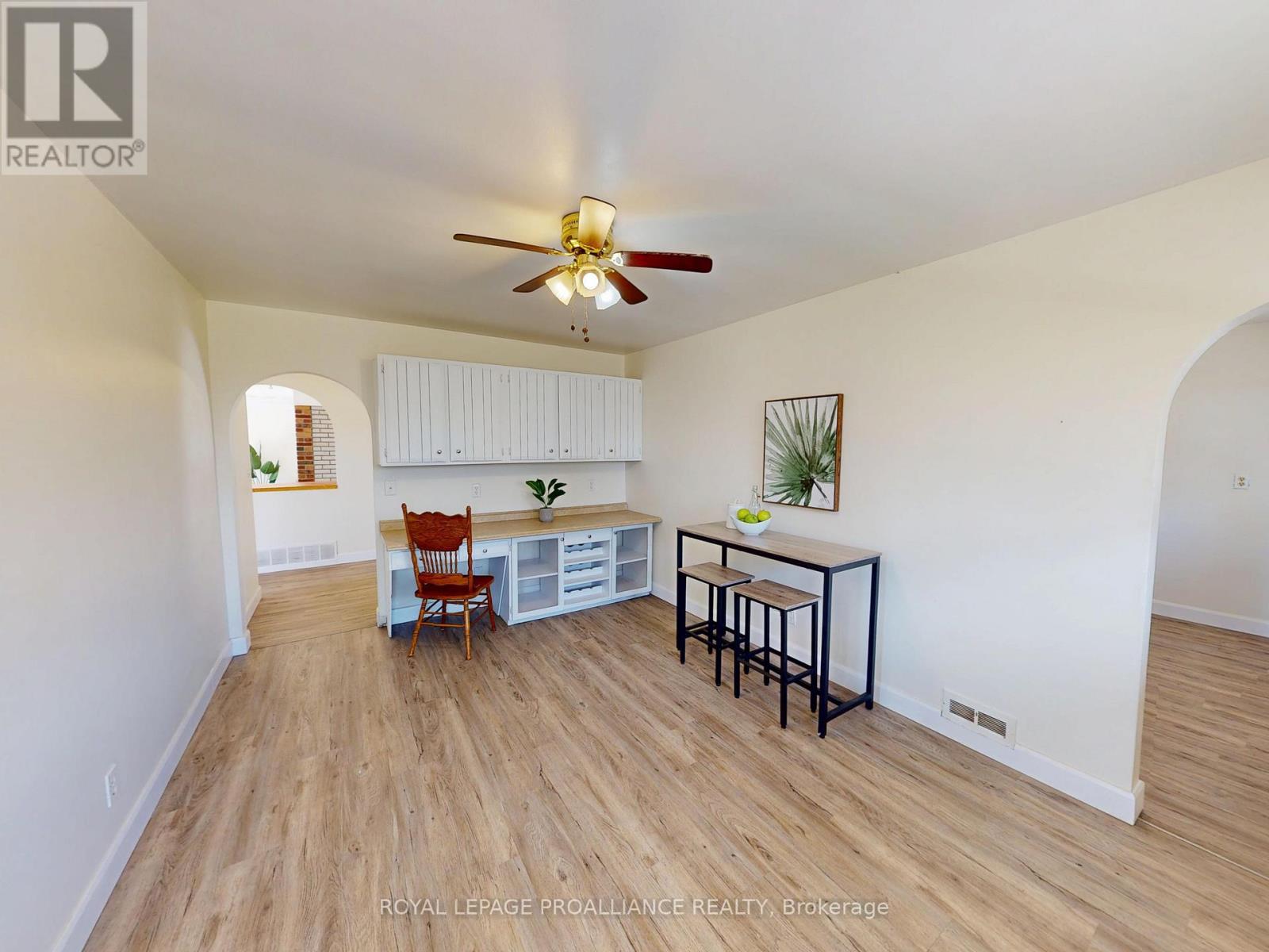 138 Massassauga Road, Prince Edward County, Ontario  K8N 4Z7 - Photo 4 - X13110748