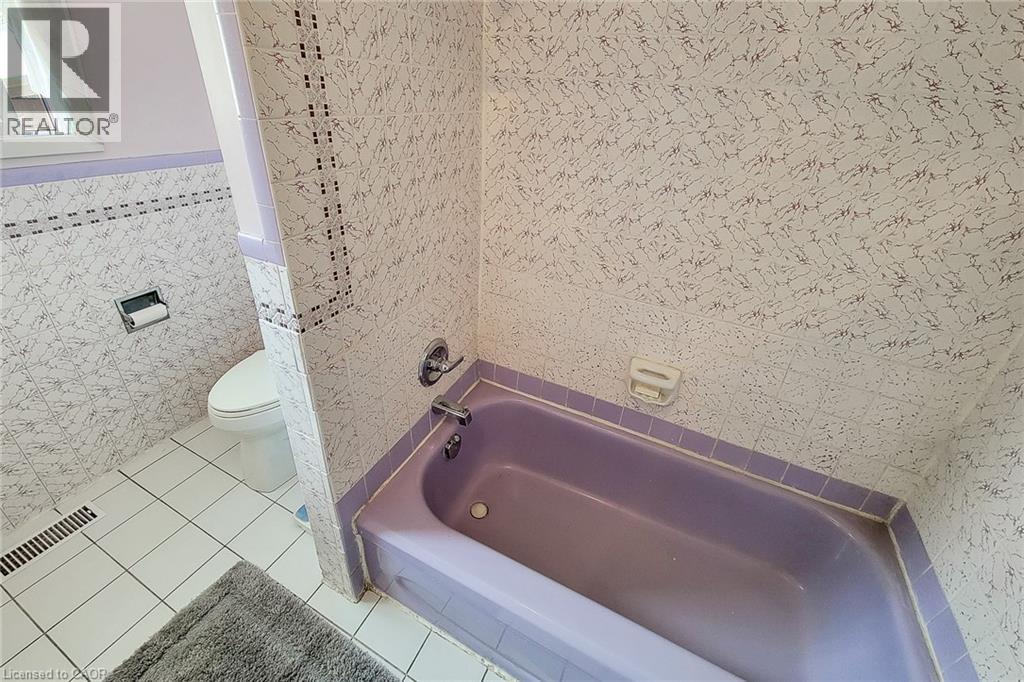 337 Mcneilly Road, Stoney Creek, Ontario  L8E 5H4 - Photo 39 - 40829042