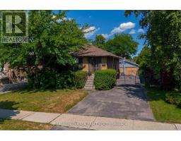 43 TRUEMAN AVENUE, Toronto, Ontario
