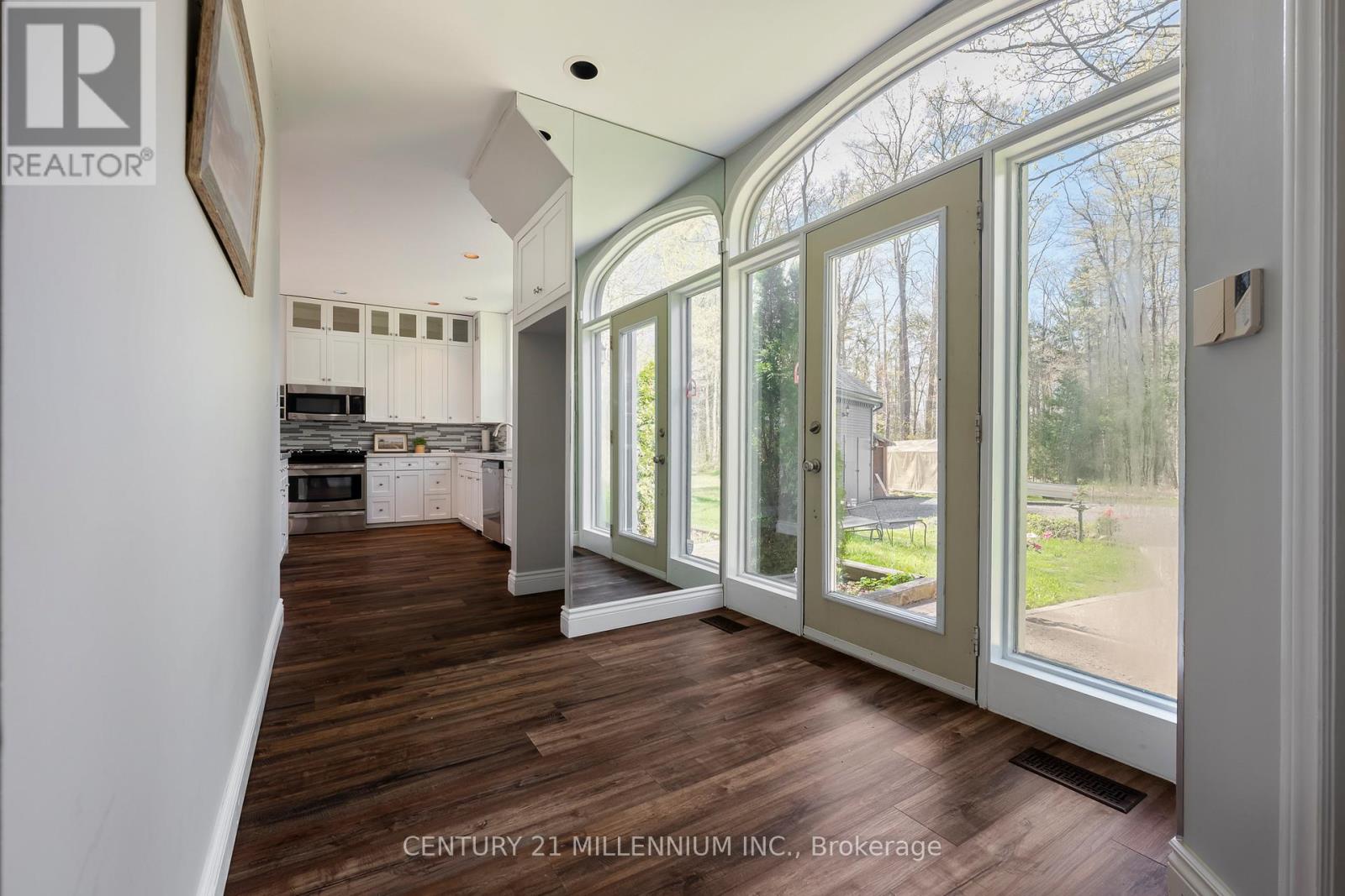 19211 Mountainview Road, Caledon, Ontario  L7K 2G6 - Photo 18 - W13110726
