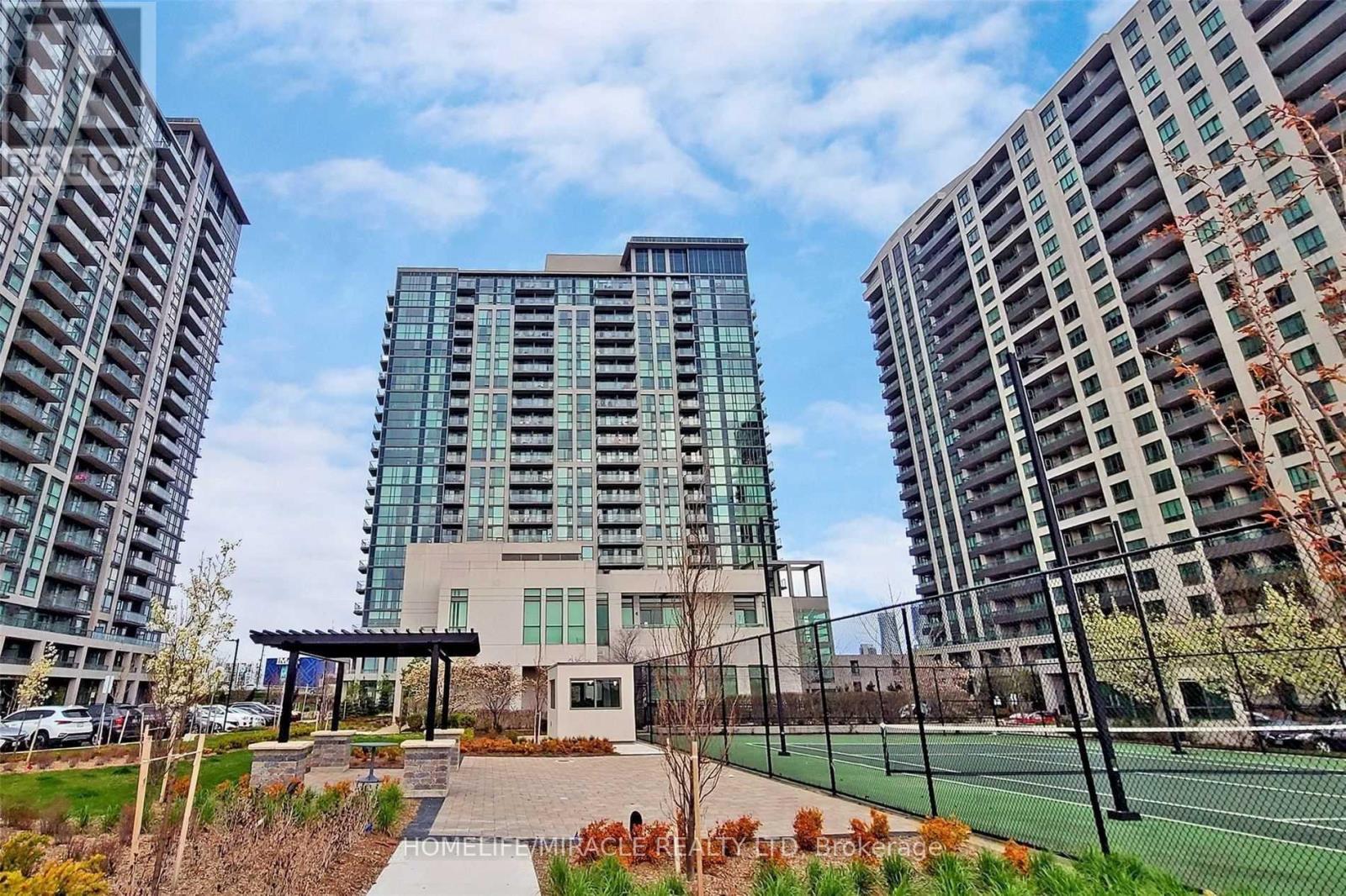 617 - 339 Rathburn Road W, Mississauga, Ontario  L5B 0K6 - Photo 17 - W13110736