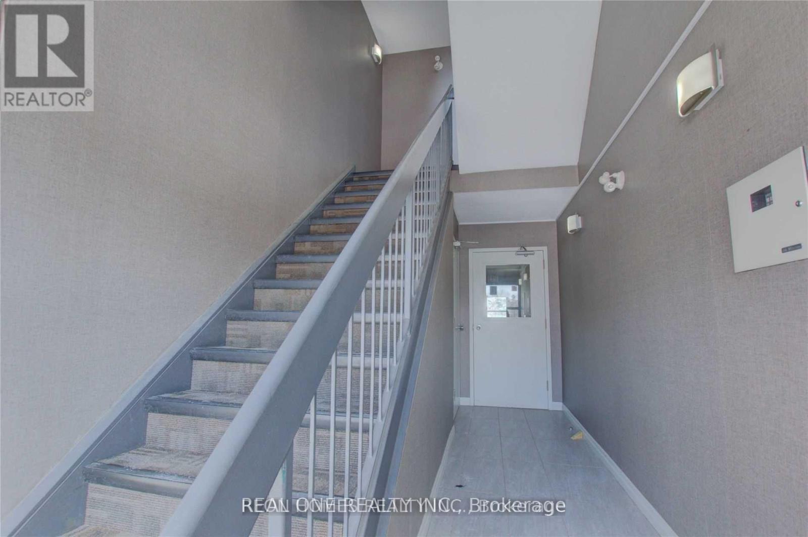 1113 - 1450 Glen Abbey Gate, Oakville, Ontario  L6M 2V7 - Photo 3 - W13110752