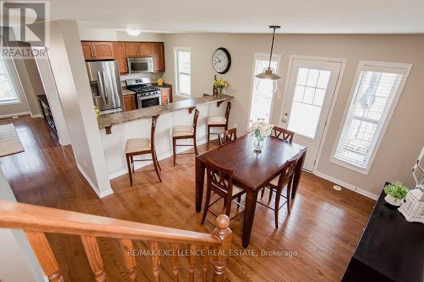 878 Brassard Circle, Milton, Ontario  L9T 8E2 - Photo 6 - W13110764