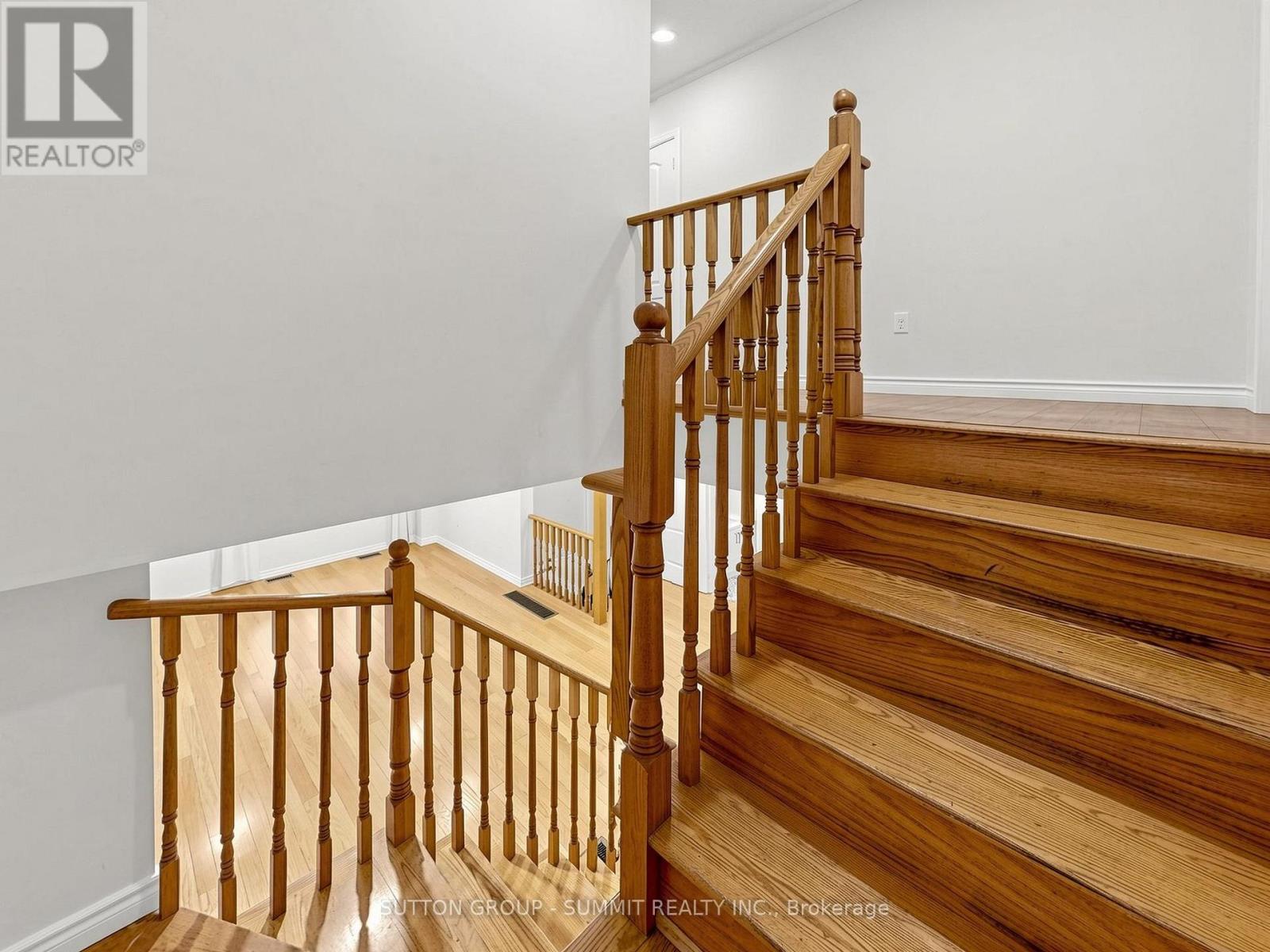 735 Maxman Street, Mississauga, Ontario  L5R 0B3 - Photo 16 - W13110792