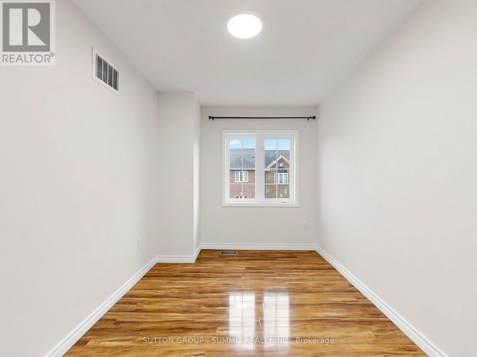 735 Maxman Street, Mississauga, Ontario  L5R 0B3 - Photo 25 - W13110792