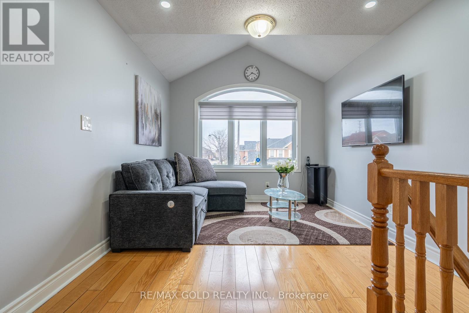 8 Bayridge Drive, Brampton, Ontario  L6P 2H8 - Photo 21 - W13110802