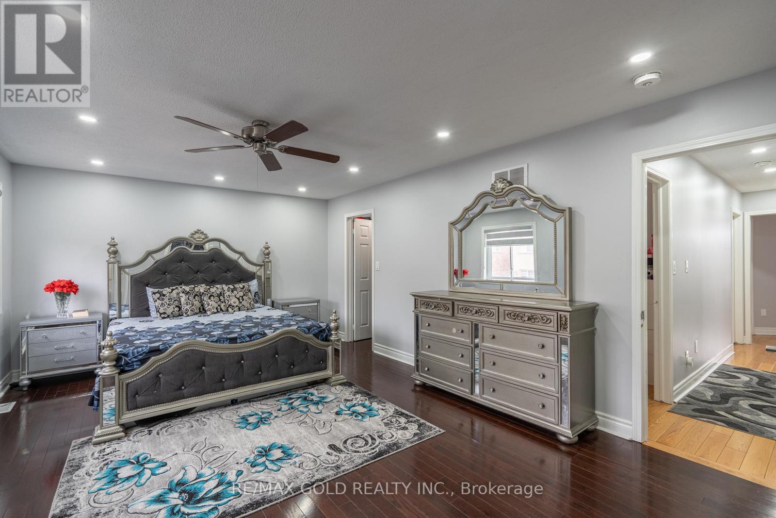 8 Bayridge Drive, Brampton, Ontario  L6P 2H8 - Photo 26 - W13110802
