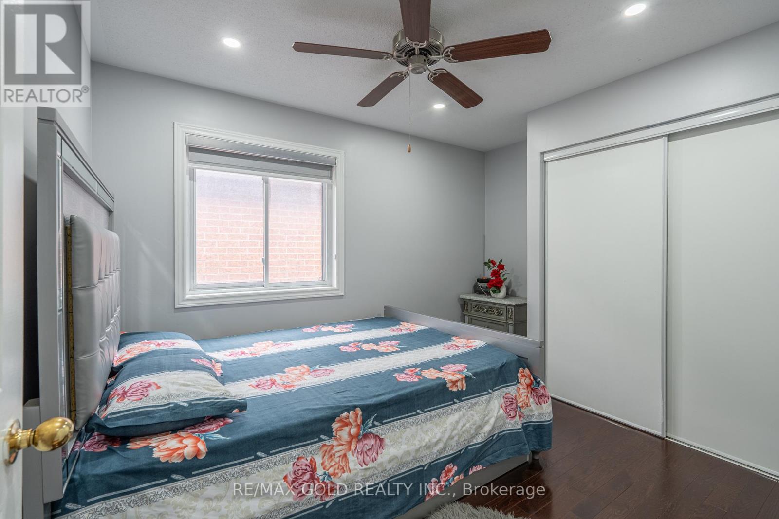 8 Bayridge Drive, Brampton, Ontario  L6P 2H8 - Photo 32 - W13110802