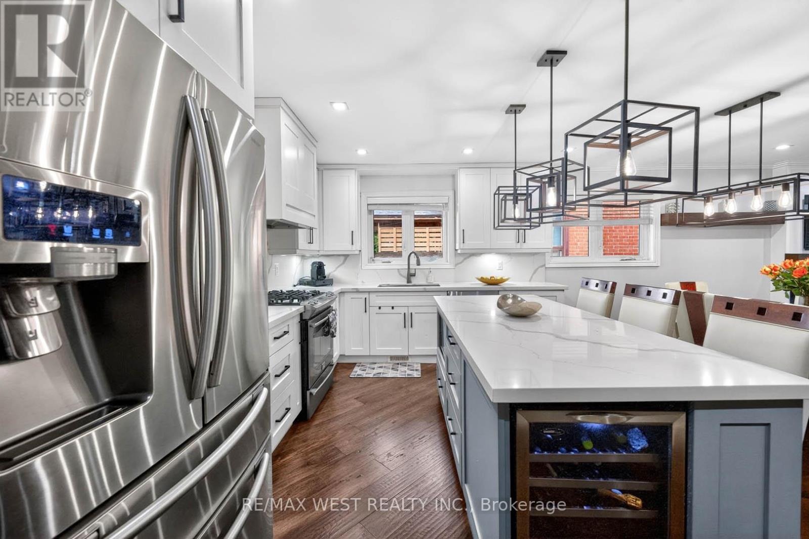 174 Cornelius Parkway, Toronto, Ontario  M6L 2K9 - Photo 20 - W13110806