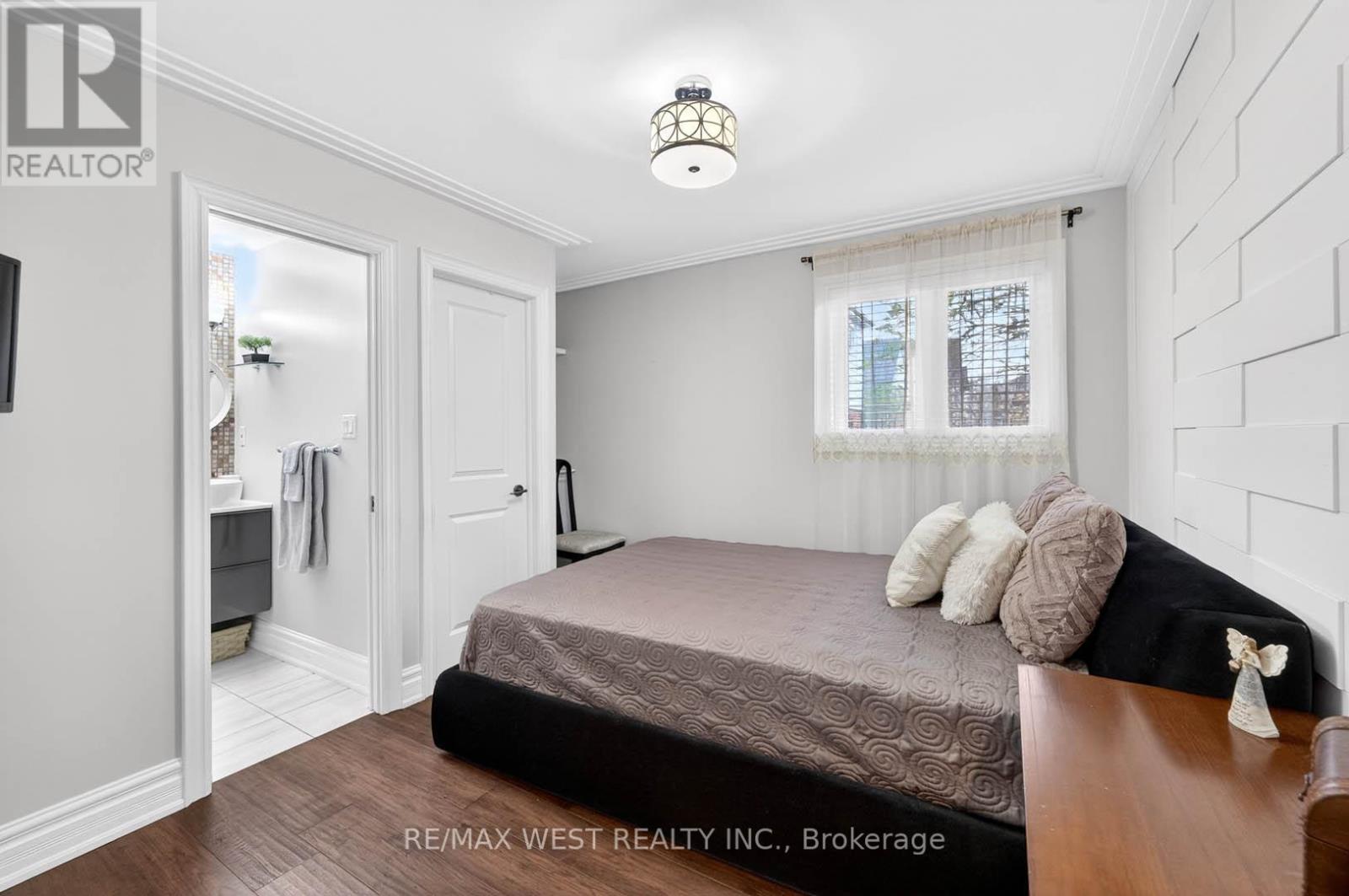 174 Cornelius Parkway, Toronto, Ontario  M6L 2K9 - Photo 26 - W13110806