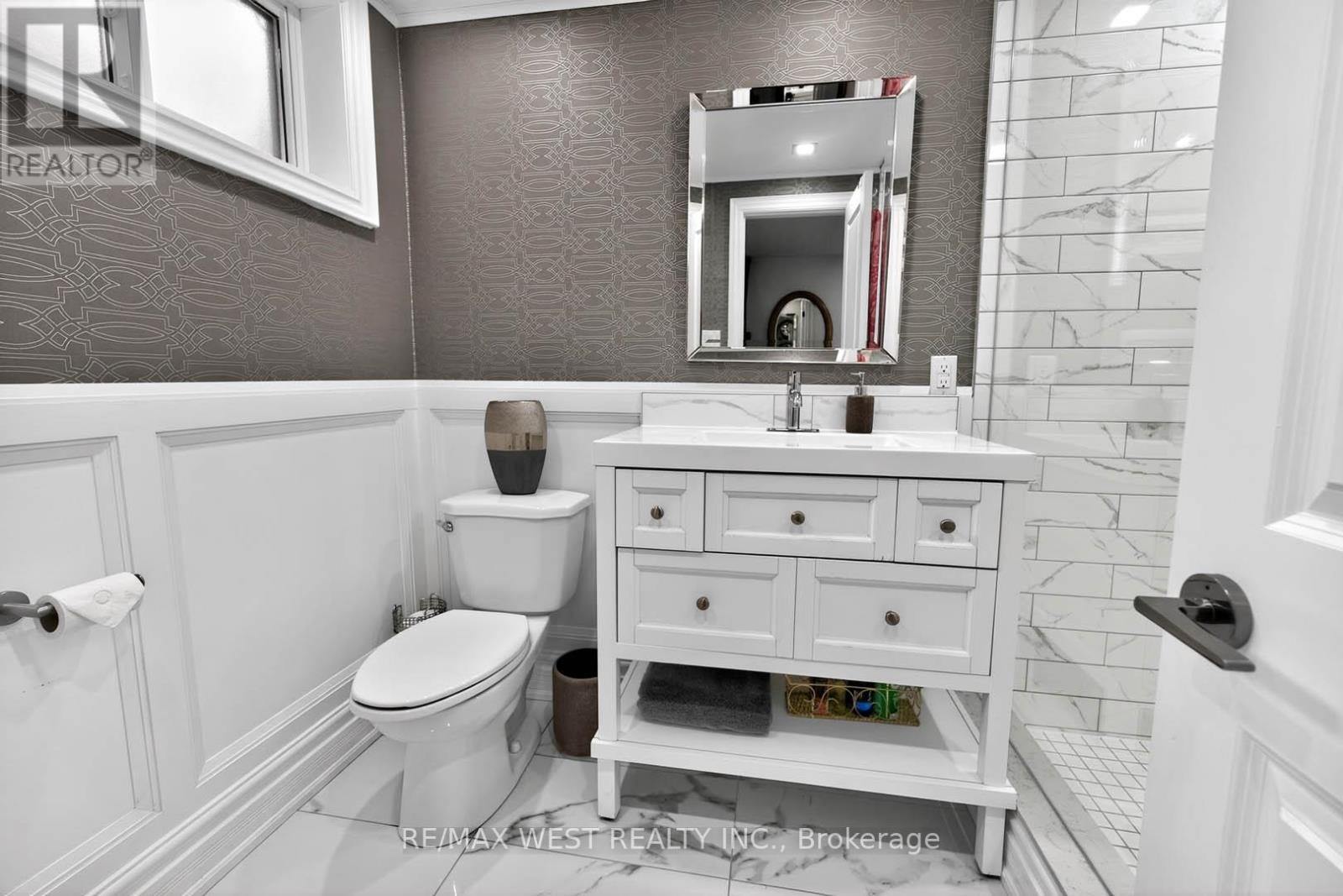 174 Cornelius Parkway, Toronto, Ontario  M6L 2K9 - Photo 44 - W13110806