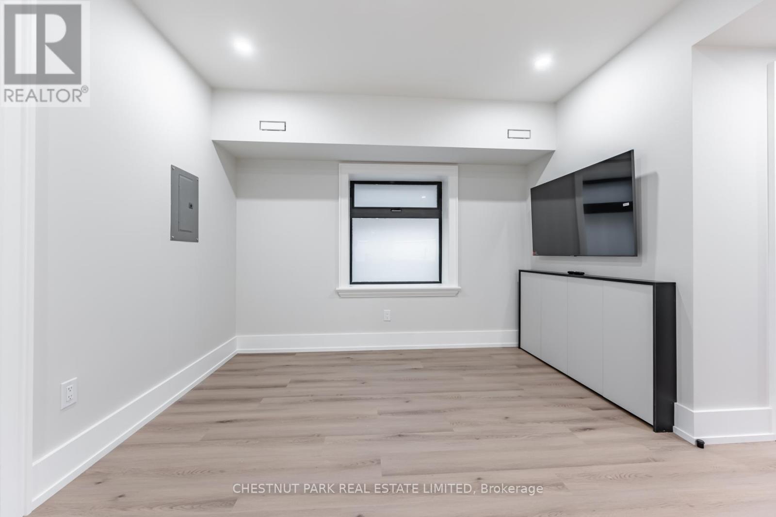 Main - 594 Concord Avenue, Toronto, Ontario  M6H 2R1 - Photo 13 - W13110824