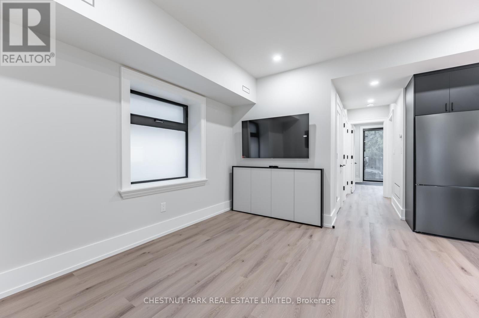 Main - 594 Concord Avenue, Toronto, Ontario  M6H 2R1 - Photo 15 - W13110824