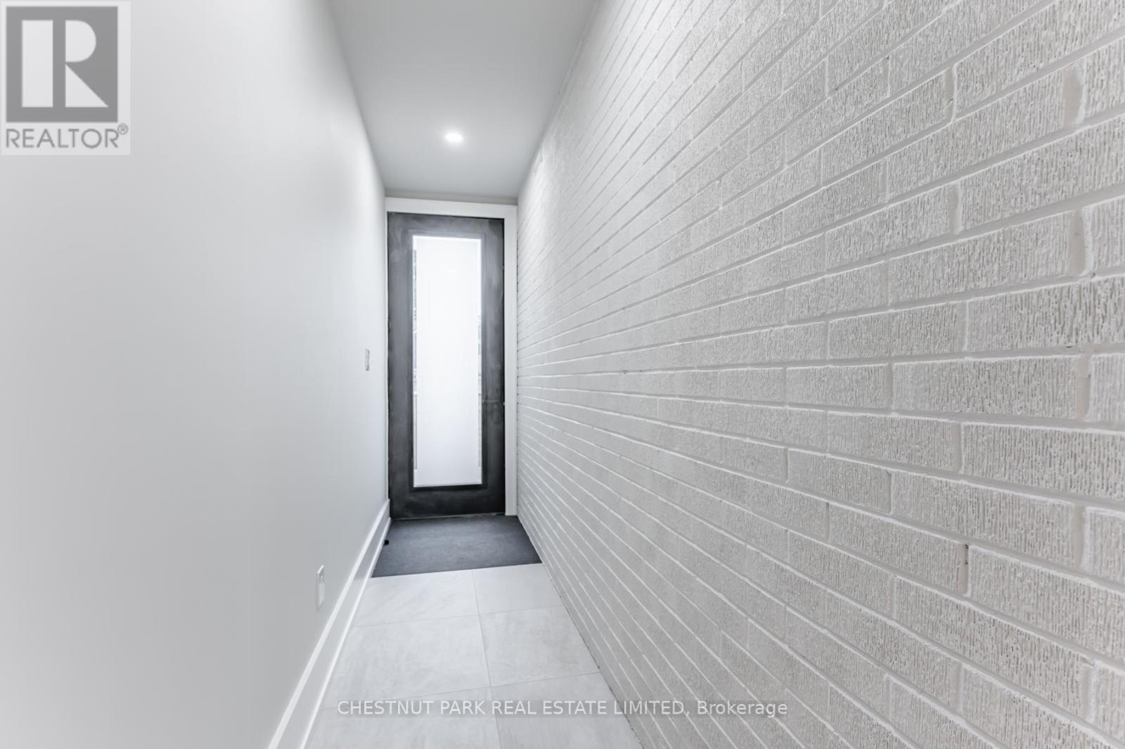 Main - 594 Concord Avenue, Toronto, Ontario  M6H 2R1 - Photo 4 - W13110824