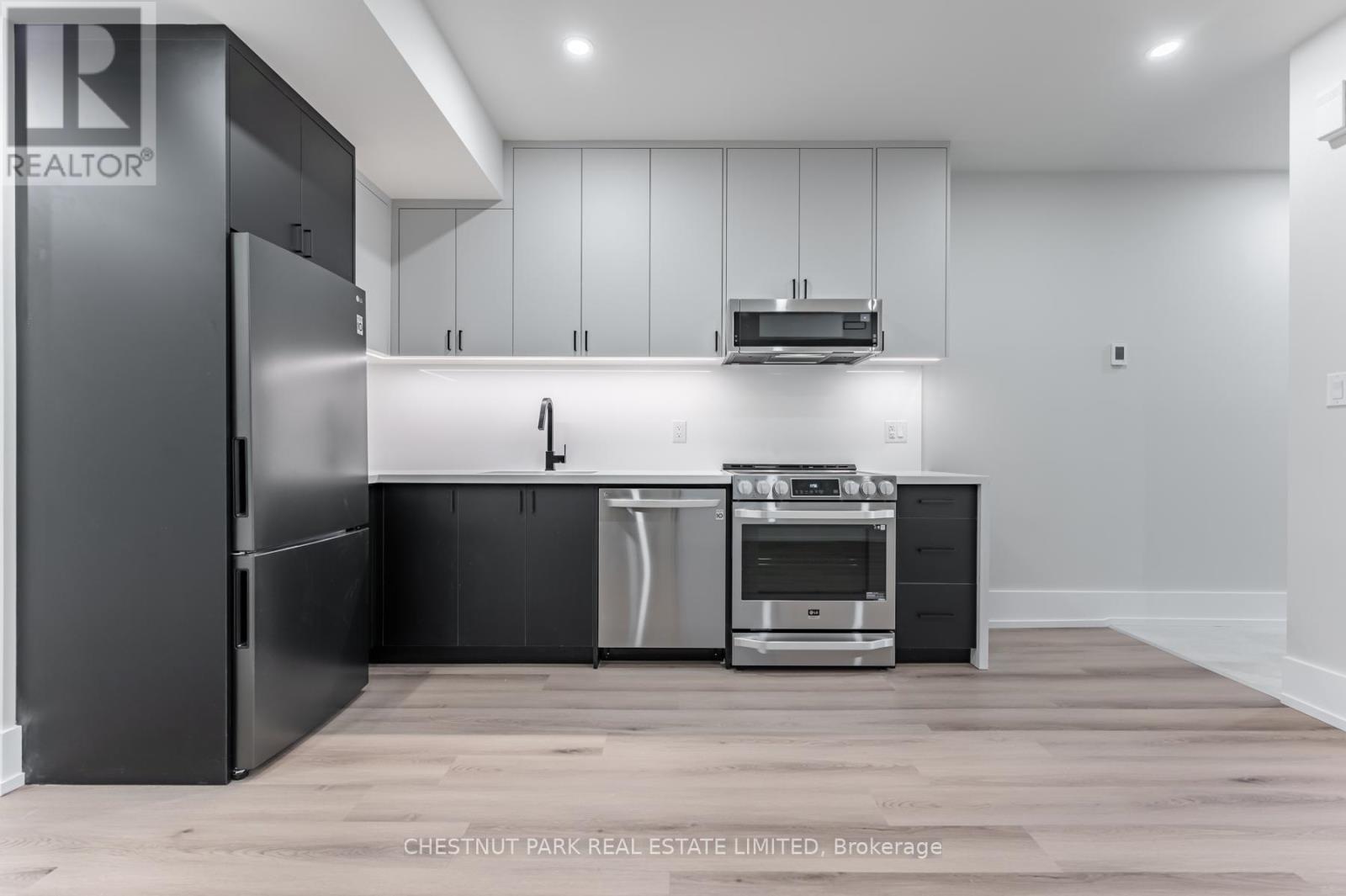 Main - 594 Concord Avenue, Toronto, Ontario  M6H 2R1 - Photo 6 - W13110824