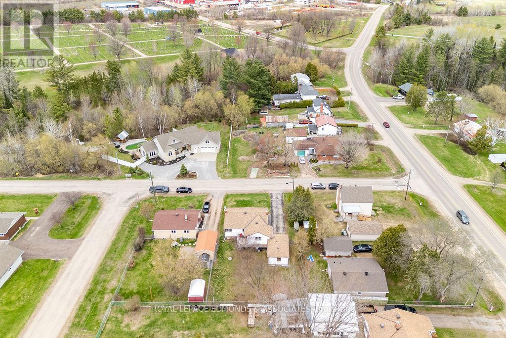 1211 Zadow Street, Laurentian Valley, Ontario  K8A 6W8 - Photo 38 - X13110644