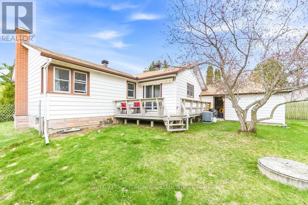 1211 Zadow Street, Laurentian Valley, Ontario  K8A 6W8 - Photo 42 - X13110644