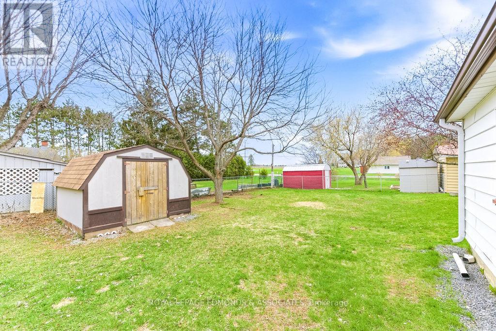 1211 Zadow Street, Laurentian Valley, Ontario  K8A 6W8 - Photo 44 - X13110644
