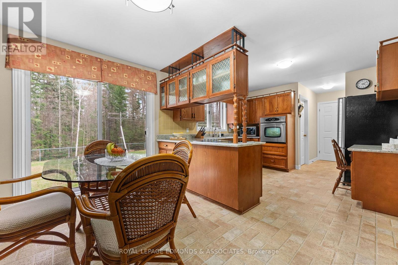 1452 B Line Road, Laurentian Valley, Ontario  K8A 6W8 - Photo 12 - X13110646