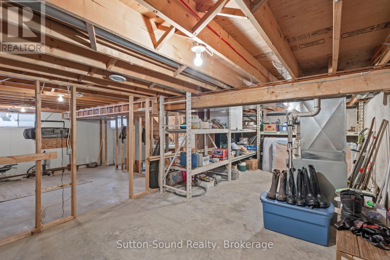 554 Stokes Bay Road, Northern Bruce Peninsula, Ontario  N0H 2M0 - Photo 17 - X12741950