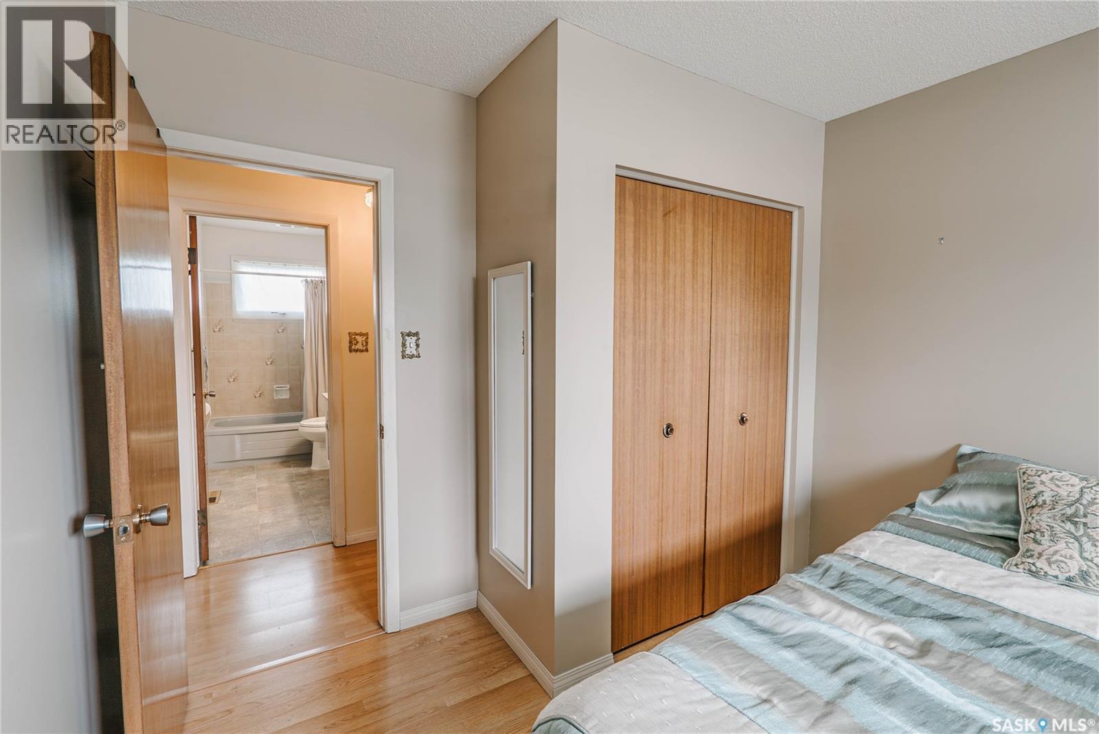 134 Maclean Crescent, Saskatoon, Saskatchewan  S7J 2R7 - Photo 14 - SK035573