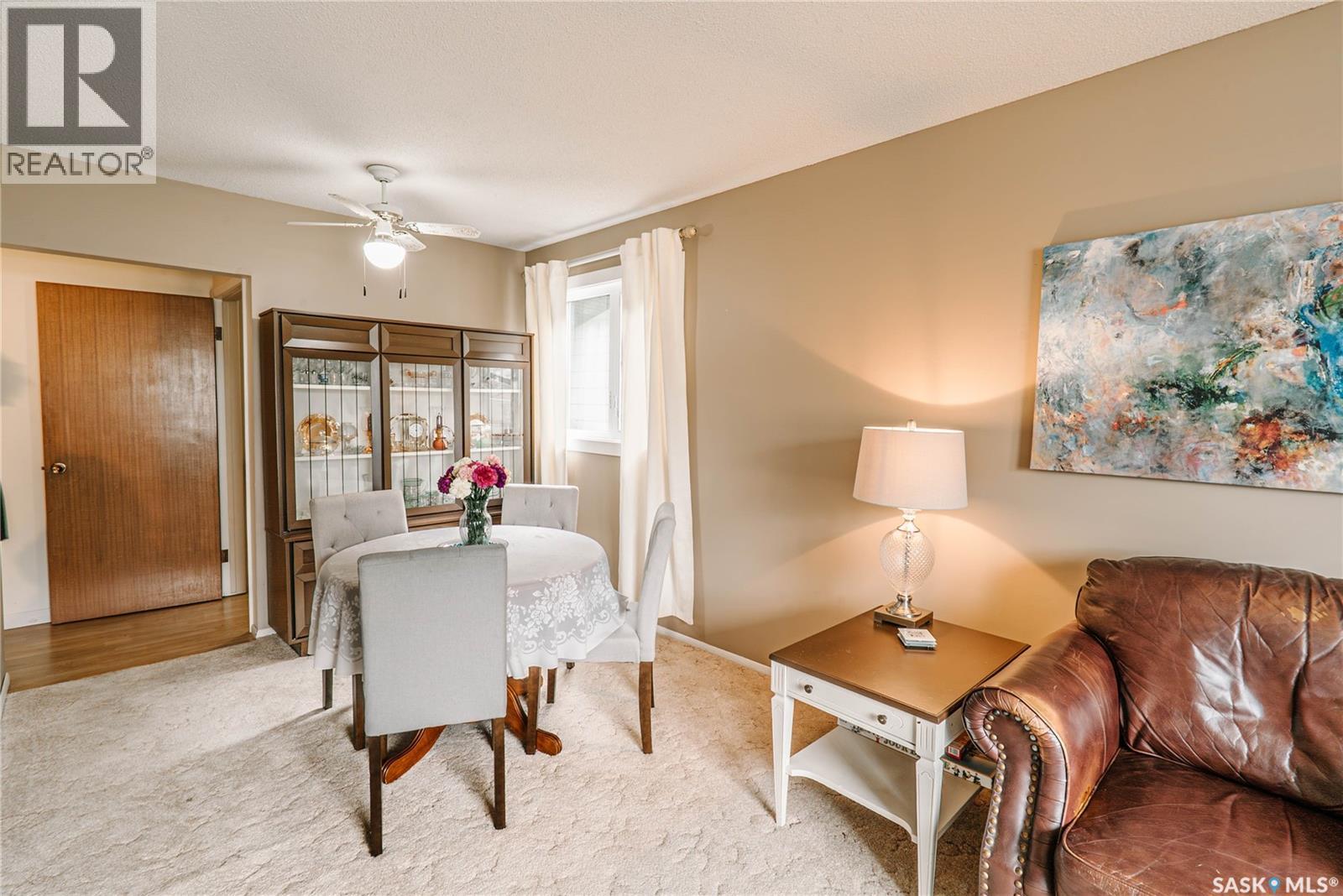 134 Maclean Crescent, Saskatoon, Saskatchewan  S7J 2R7 - Photo 6 - SK035573