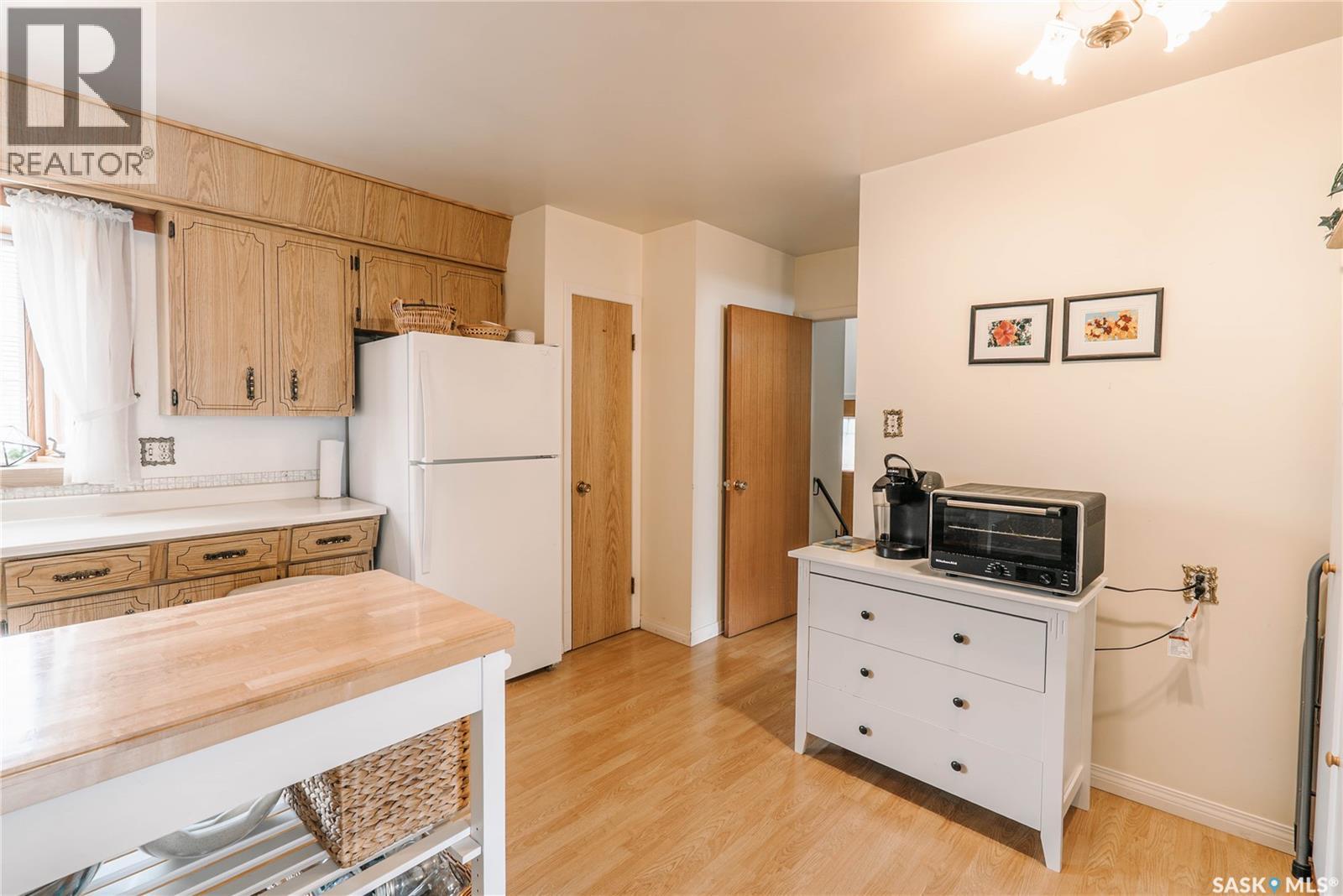134 Maclean Crescent, Saskatoon, Saskatchewan  S7J 2R7 - Photo 7 - SK035573