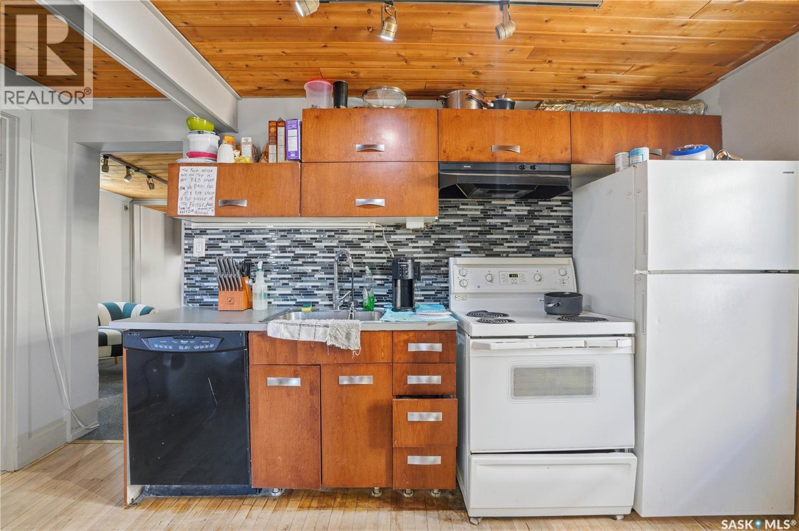 814 20th Street W, Saskatoon, Saskatchewan  S7M 0Y3 - Photo 11 - SK035495