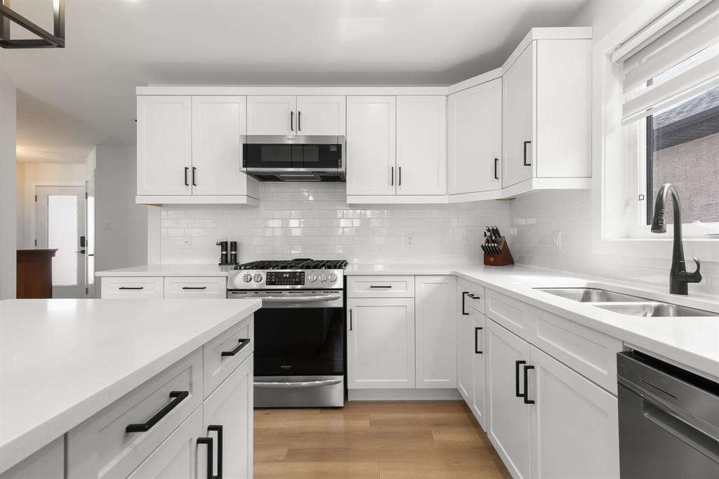 5 Winston Place, Steinbach, Manitoba  R5G 2W4 - Photo 5 - 202609799