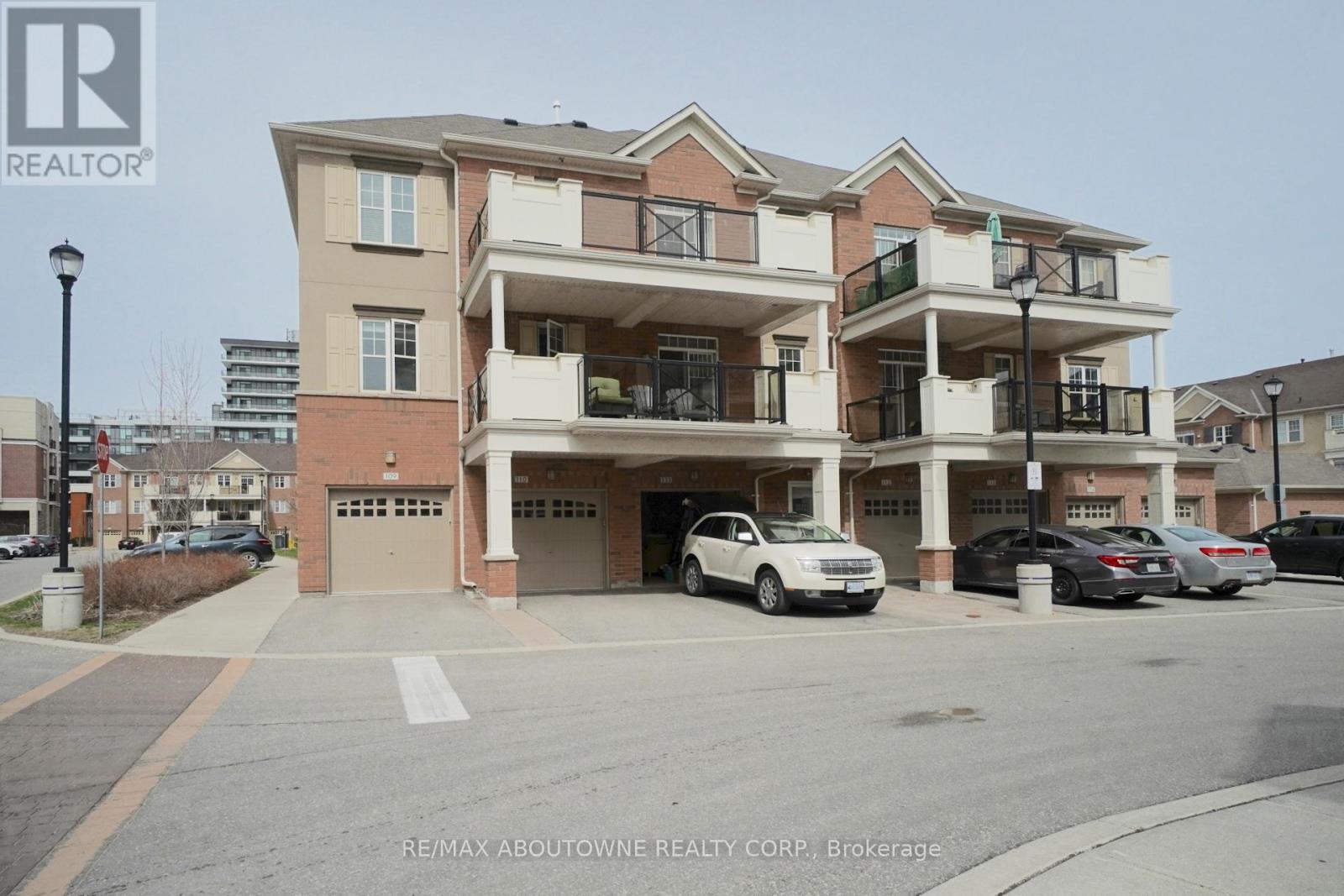 312 - 269 Georgian Drive, Oakville, Ontario  L6H 0L1 - Photo 29 - W12911662