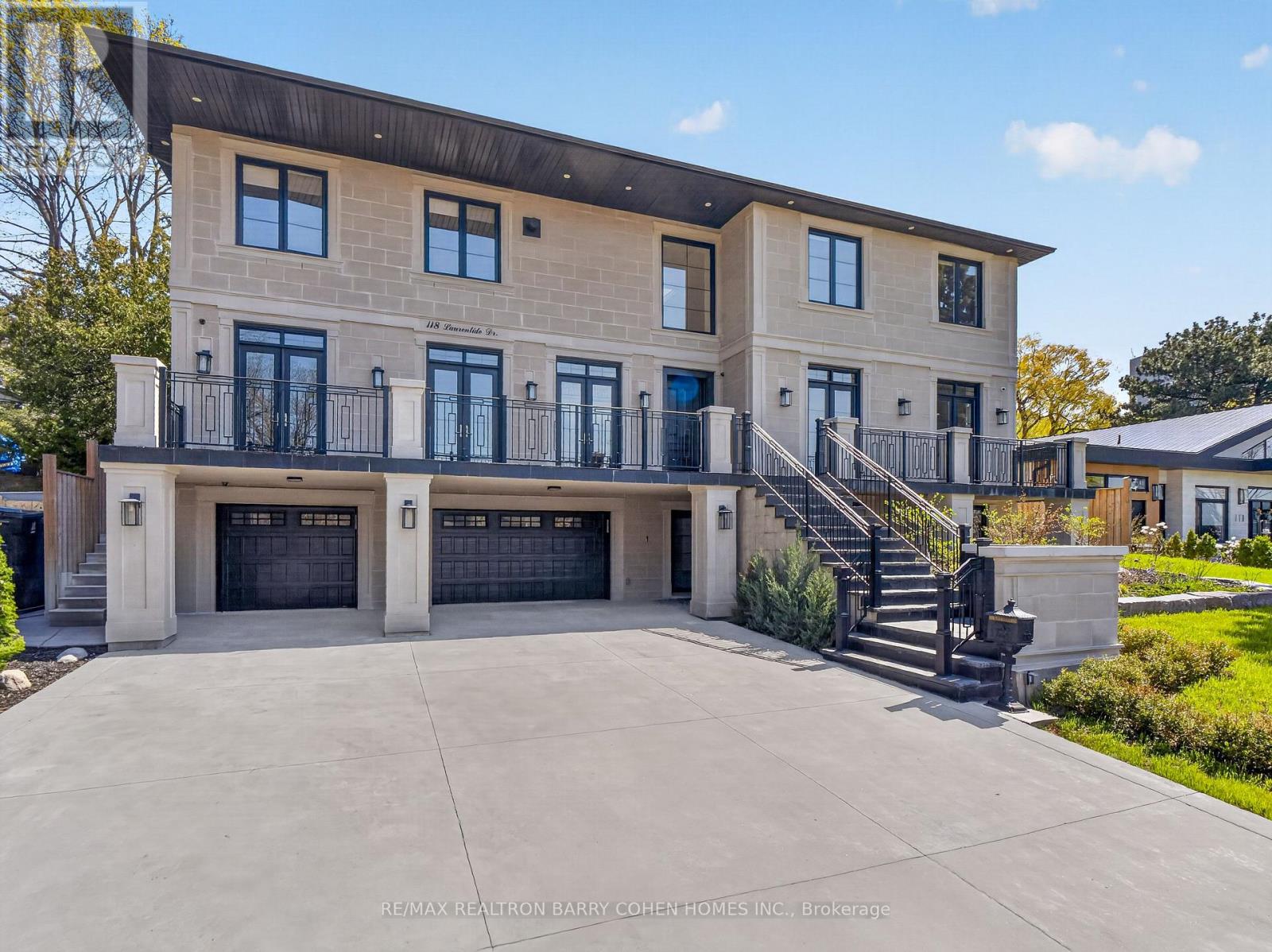118 Laurentide Drive, Toronto, Ontario  M3A 3E5 - Photo 3 - C12819320