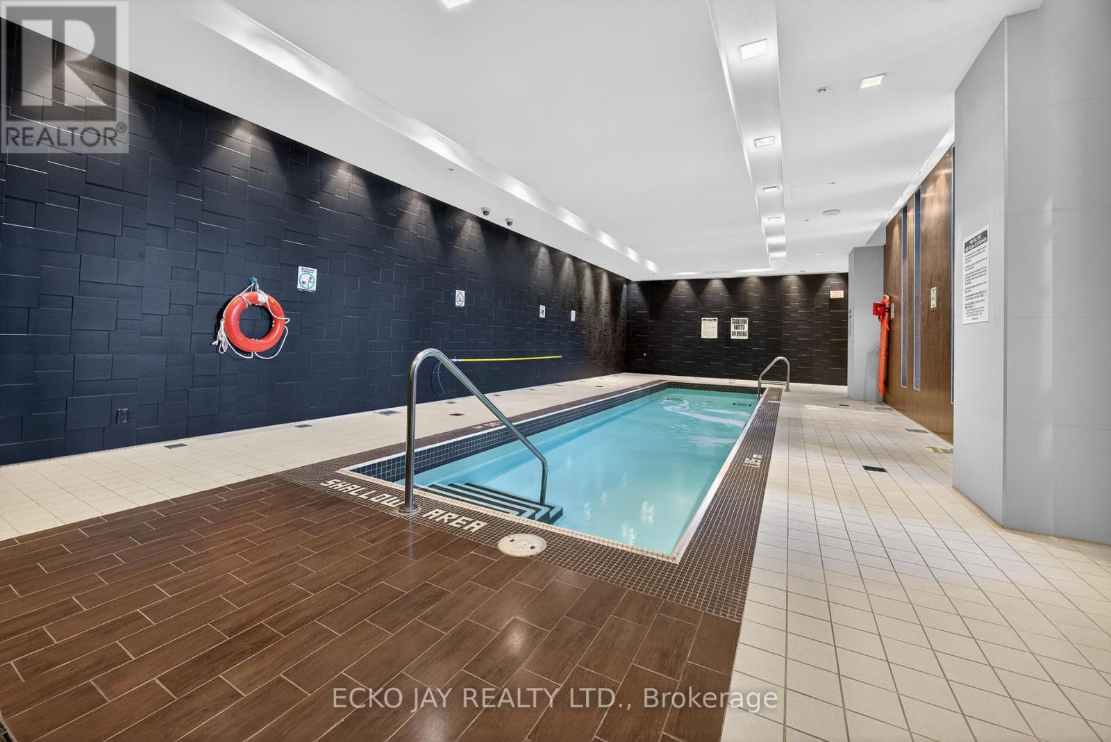 Ph01 - 35 Brian Peck Crescent, Toronto, Ontario  M4G 0A5 - Photo 27 - C13077828