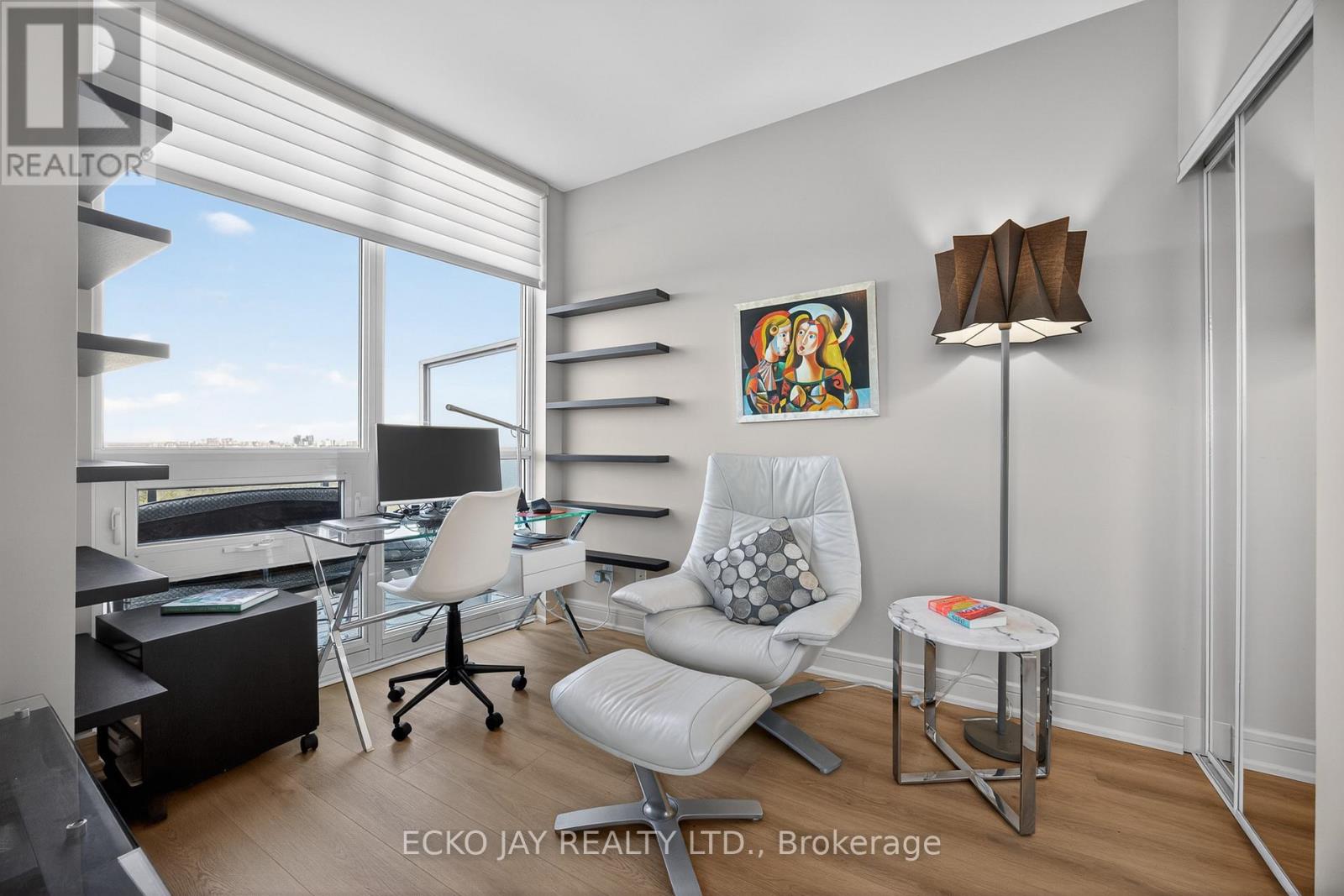 Ph01 - 35 Brian Peck Crescent, Toronto, Ontario  M4G 0A5 - Photo 13 - C13077828