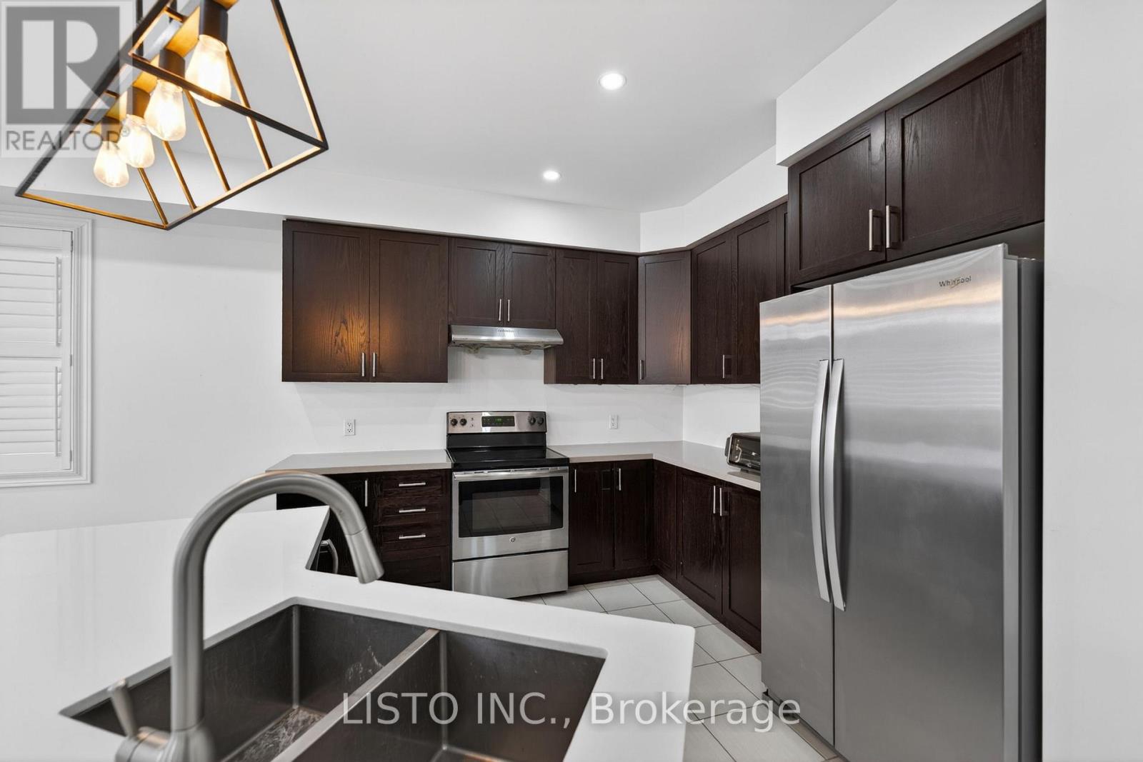 15 Primeau Crescent, Kawartha Lakes, Ontario  K9V 0M6 - Photo 12 - X13110640