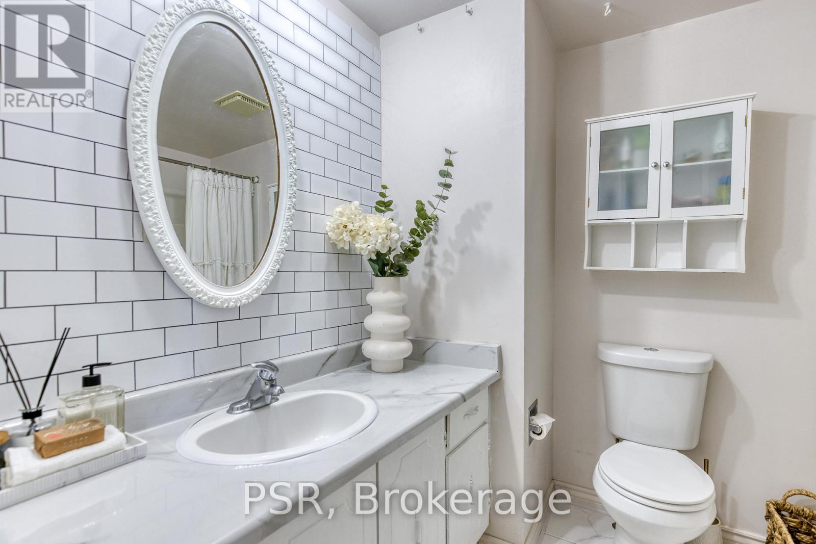 231 Heritage Drive, Kitchener, Ontario  N2B 3A9 - Photo 13 - X13110730