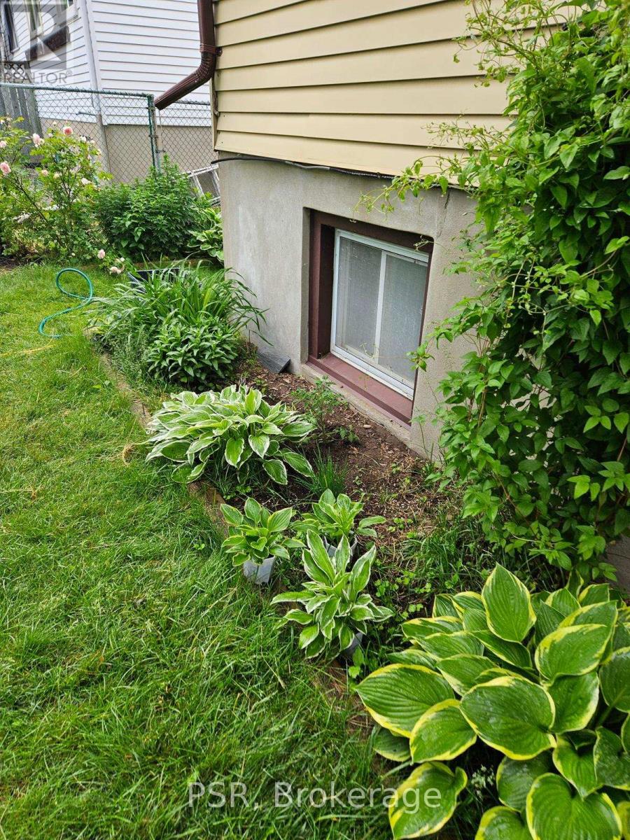 231 Heritage Drive, Kitchener, Ontario  N2B 3A9 - Photo 29 - X13110730