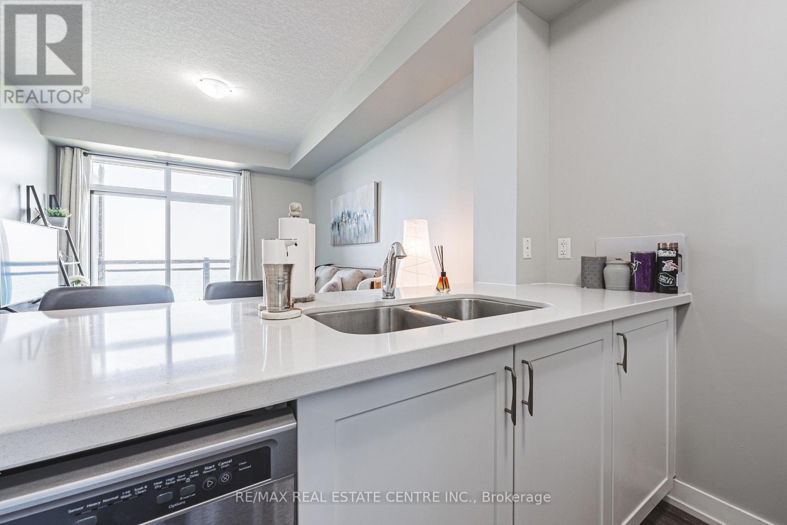 333 - 35 Southshore Crescent, Hamilton, Ontario  L8E 0J2 - Photo 6 - X13110760