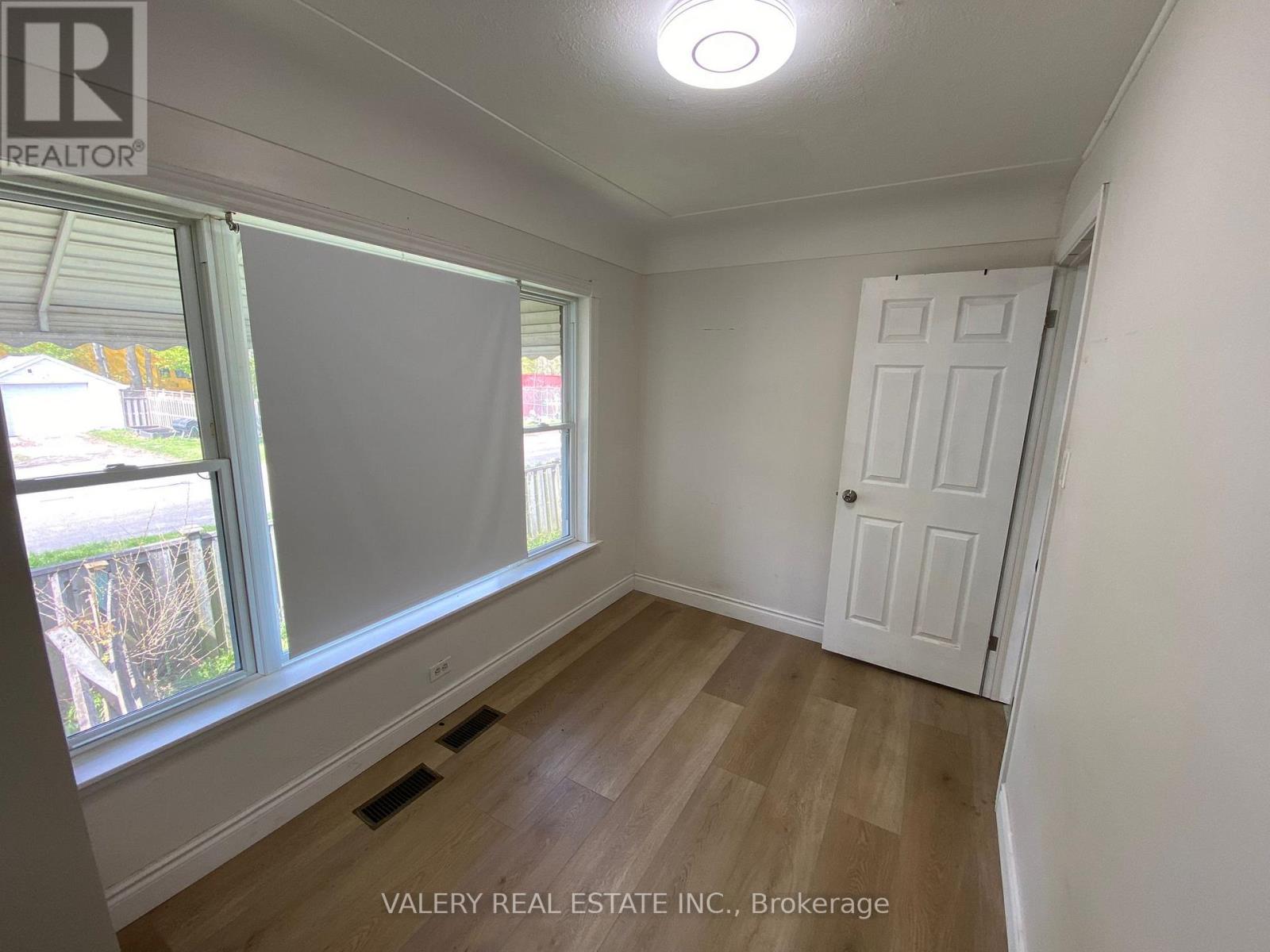 Main - 374 Edmonton Street, Hamilton, Ontario  N5W 4Y5 - Photo 14 - X13110788