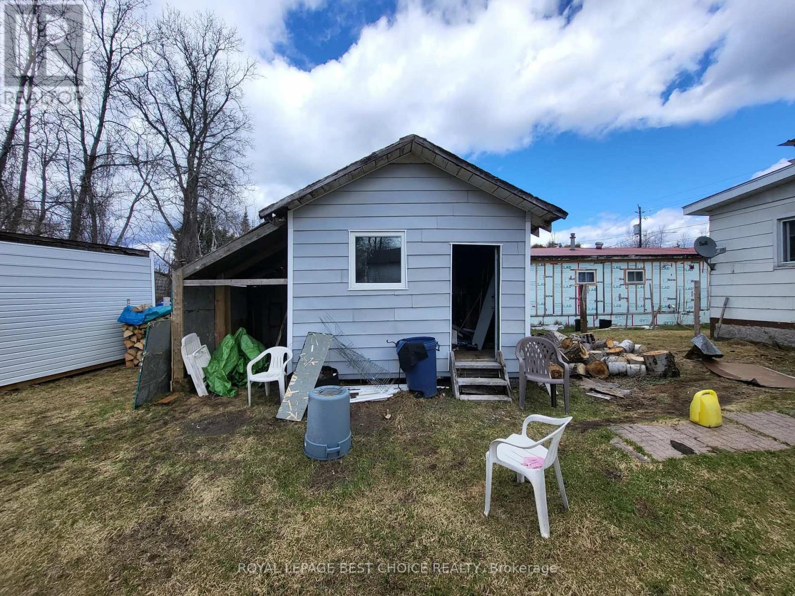 20 Goward Avenue, Temagami, Ontario  P0H 2H0 - Photo 23 - X12930474