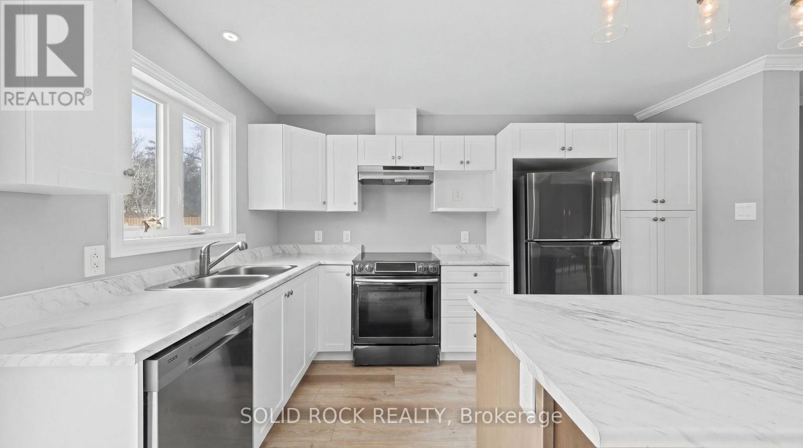 125 Norma Street N, Arnprior, Ontario  K7S 3A9 - Photo 3 - X12978762
