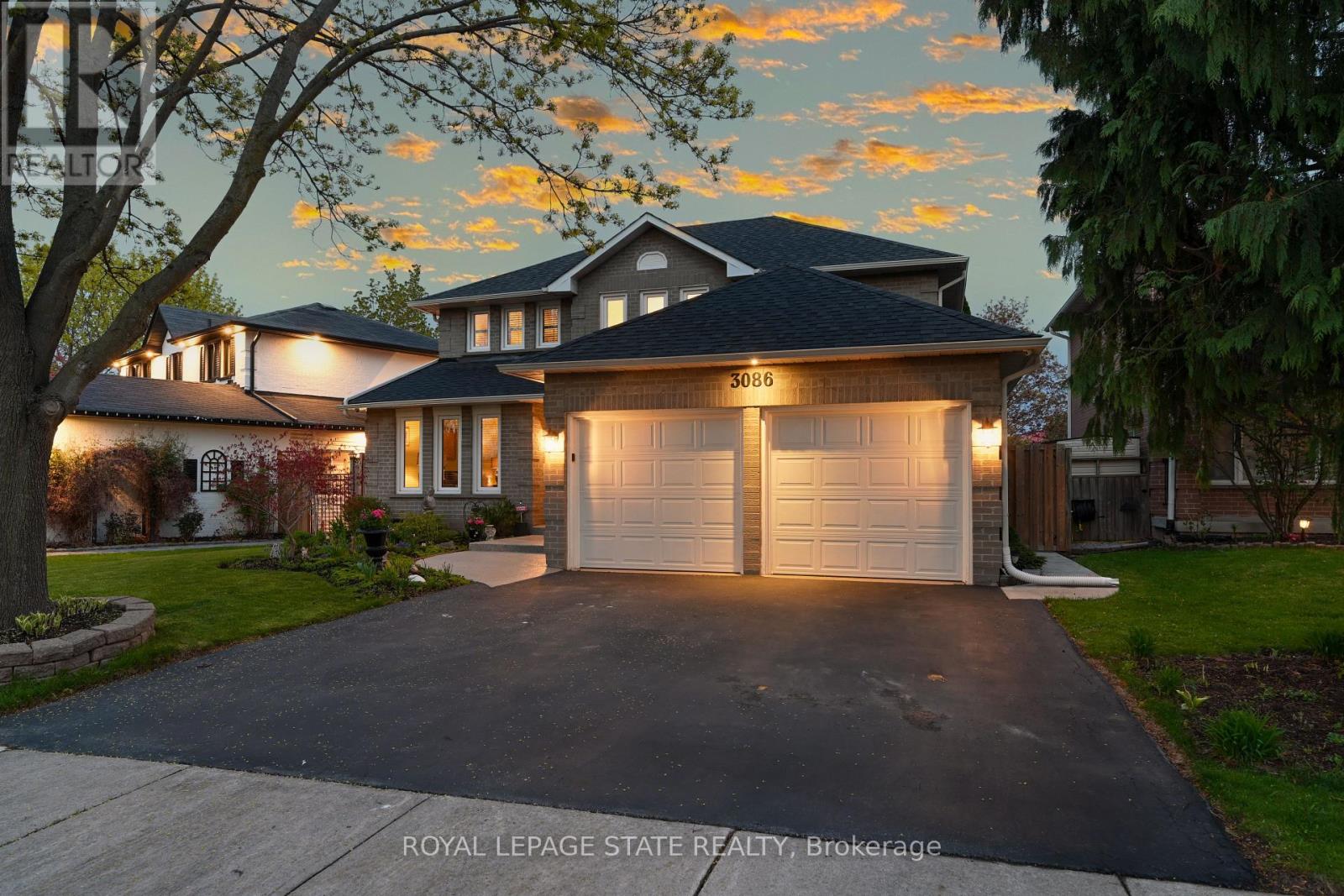 3086 Swansea Drive, Oakville, Ontario  L6L 6H6 - Photo 2 - W13110162