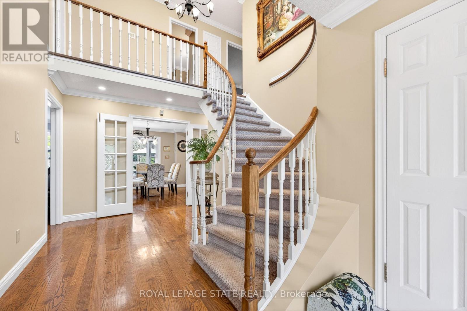 3086 Swansea Drive, Oakville, Ontario  L6L 6H6 - Photo 5 - W13110162