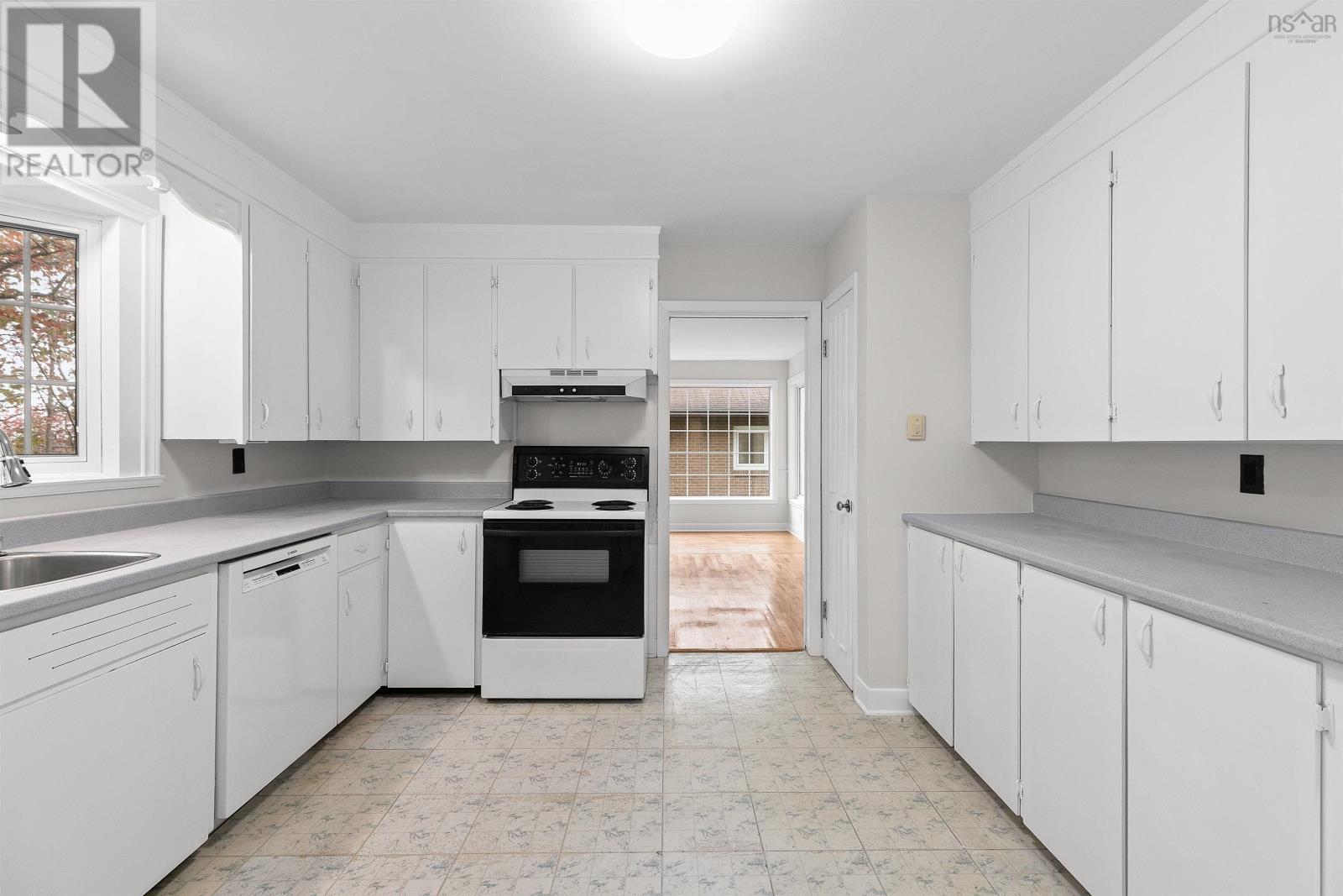 43 Deepwood Crescent, Halifax, Nova Scotia  B3M 2Y5 - Photo 11 - 202526774